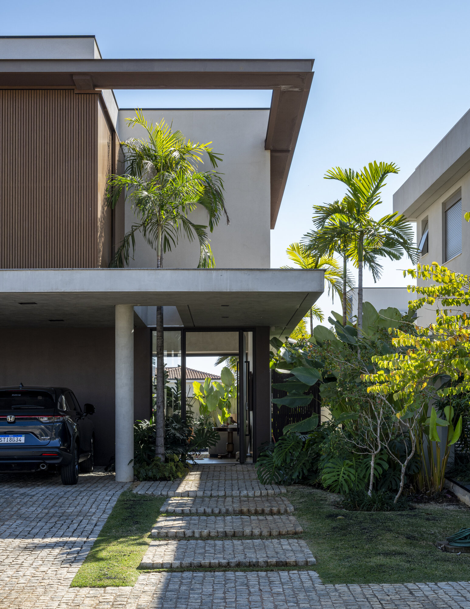 Jardim Entre Linhas e Folhagens — MP